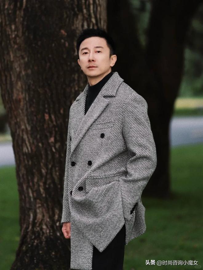 最好别总戴这3种“配饰”看着俗气、没品位Bsport体育平台登录男人不管有钱没钱(图3)